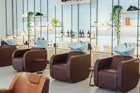 Curly Hair Specialist Dubai: Top Blonde Hair Colorist & Silk Press Expert in UAE